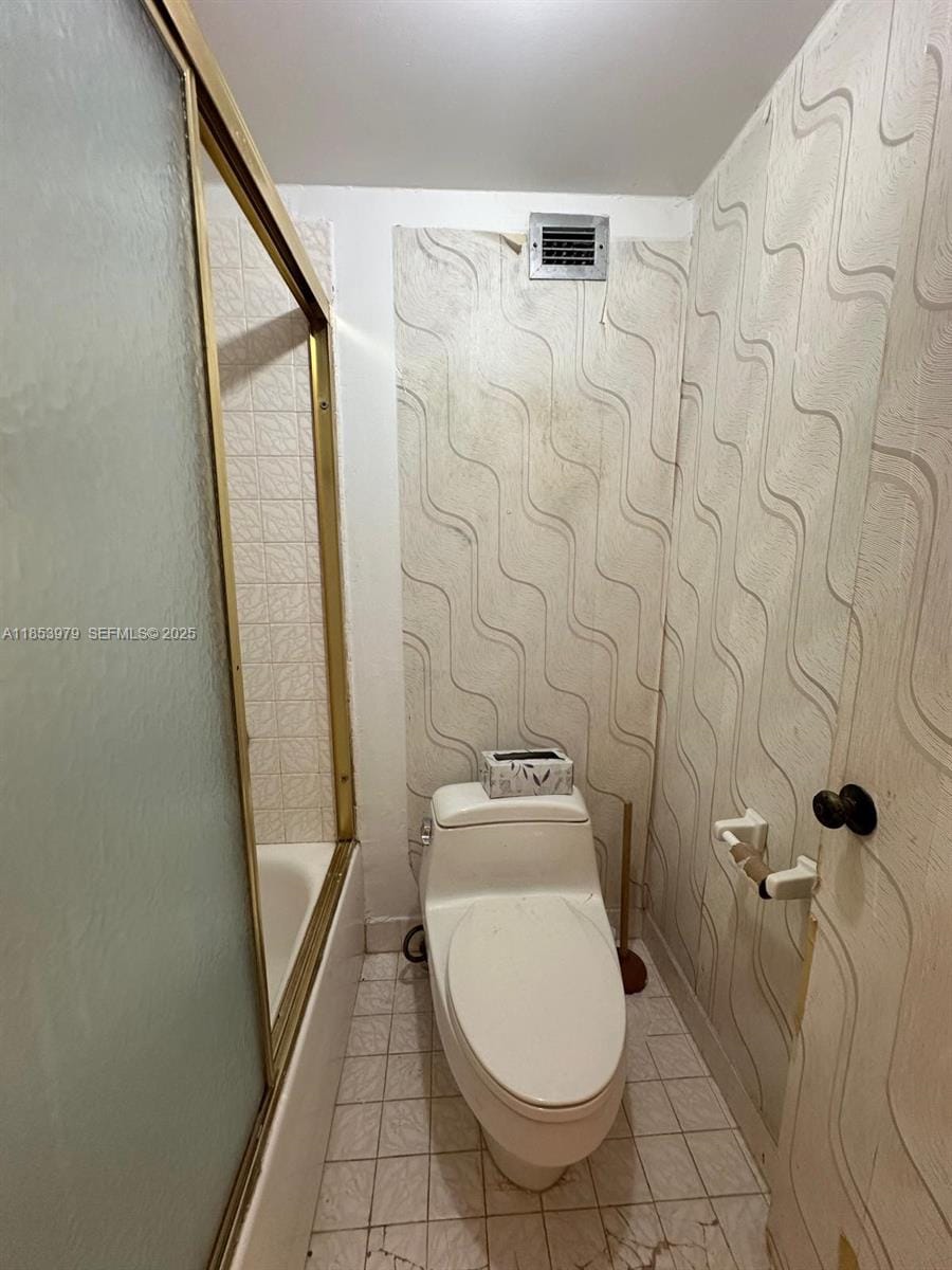6039 Collins Avenue 414, Miami Beach, FL 33140 photo 17