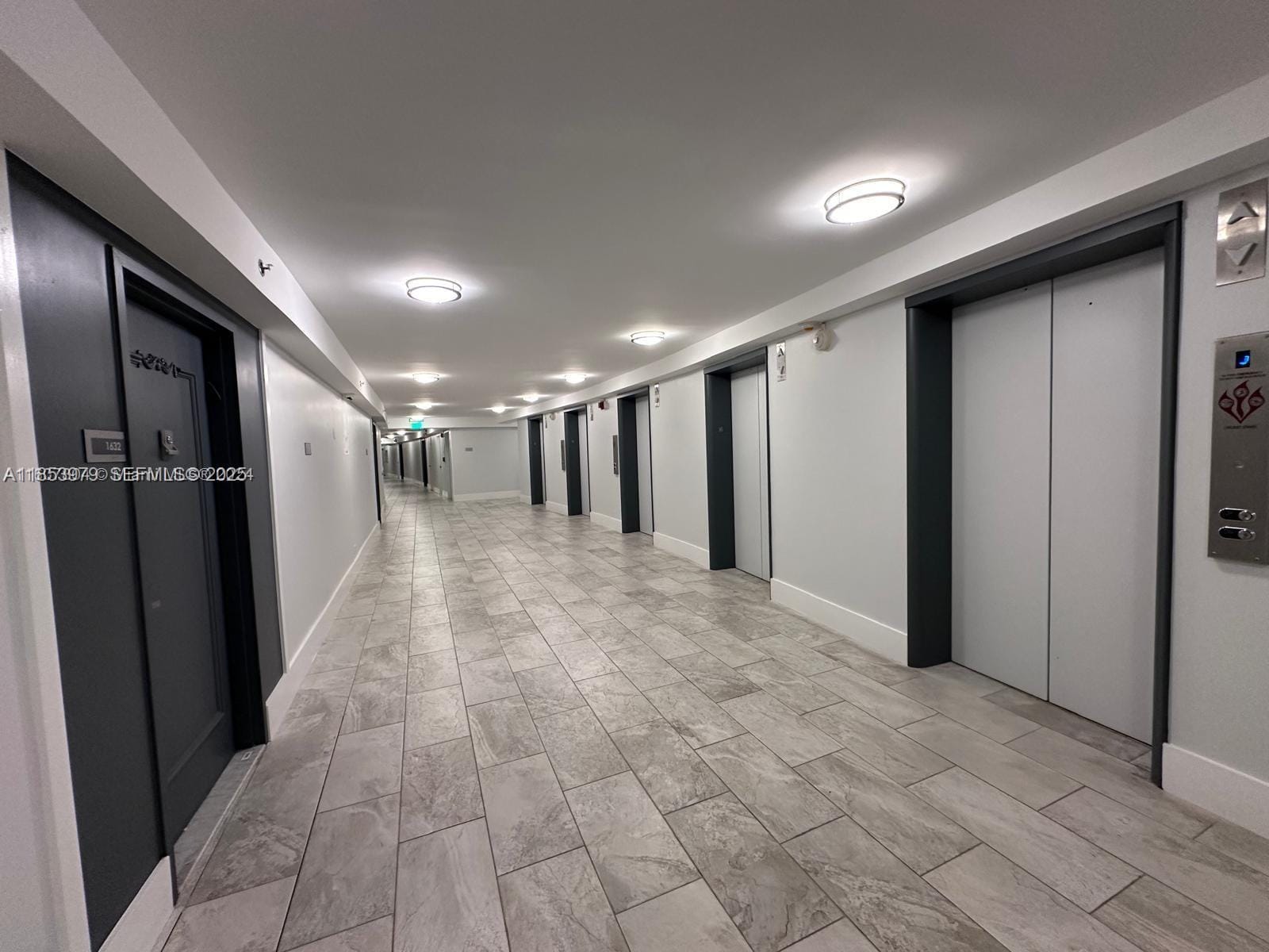 6039 Collins Avenue 414, Miami Beach, FL 33140 photo 4