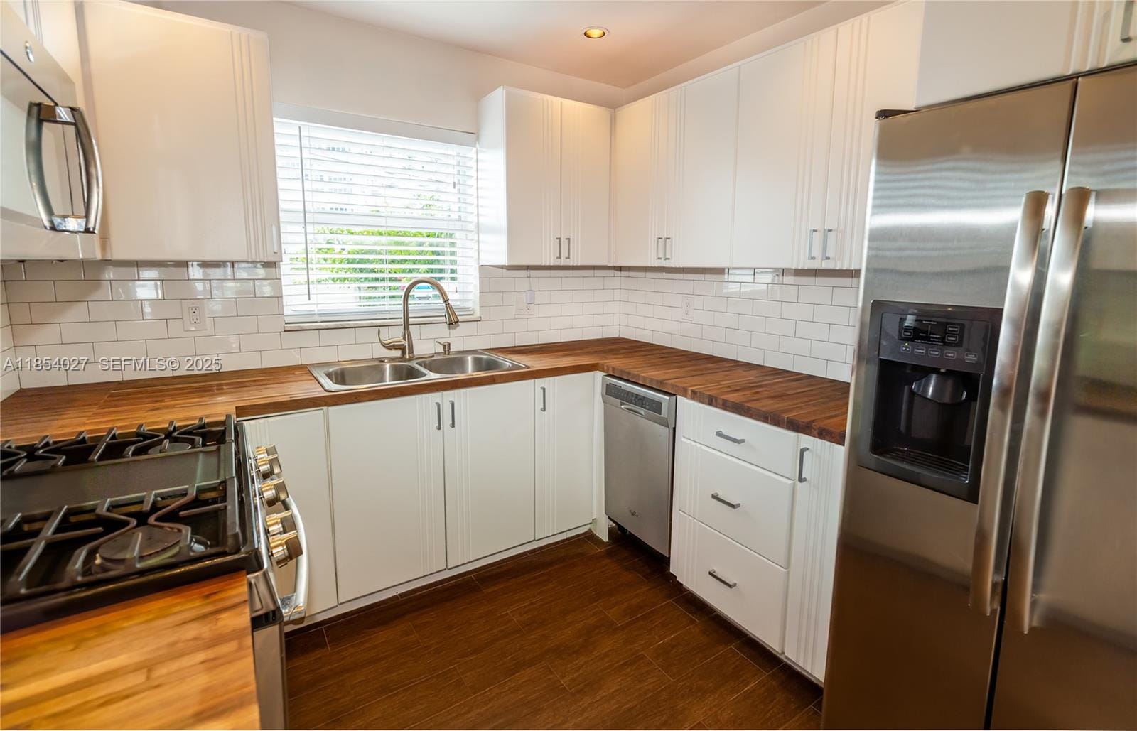 2035 NE 123rd Street — photo 6