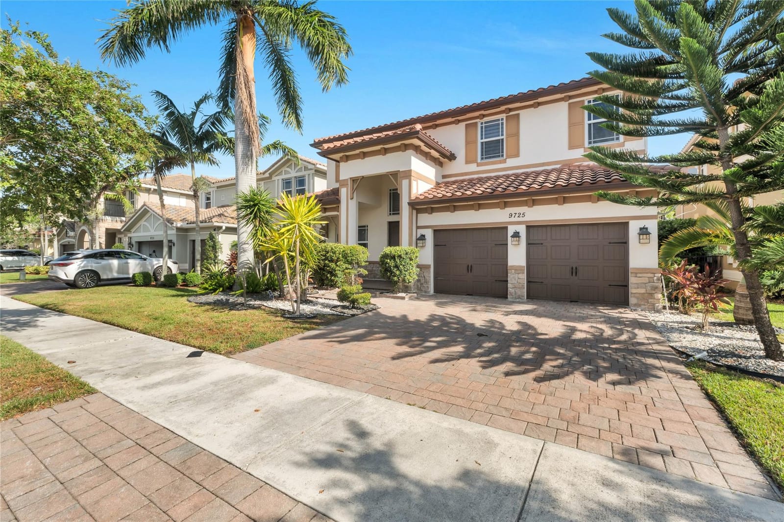 9725 Blue Isle, Parkland, FL 33076