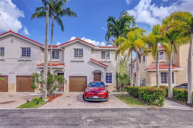 21133 NW 14th Place, sold in Majorca Isles I Condo, Miami Gardens, FL
