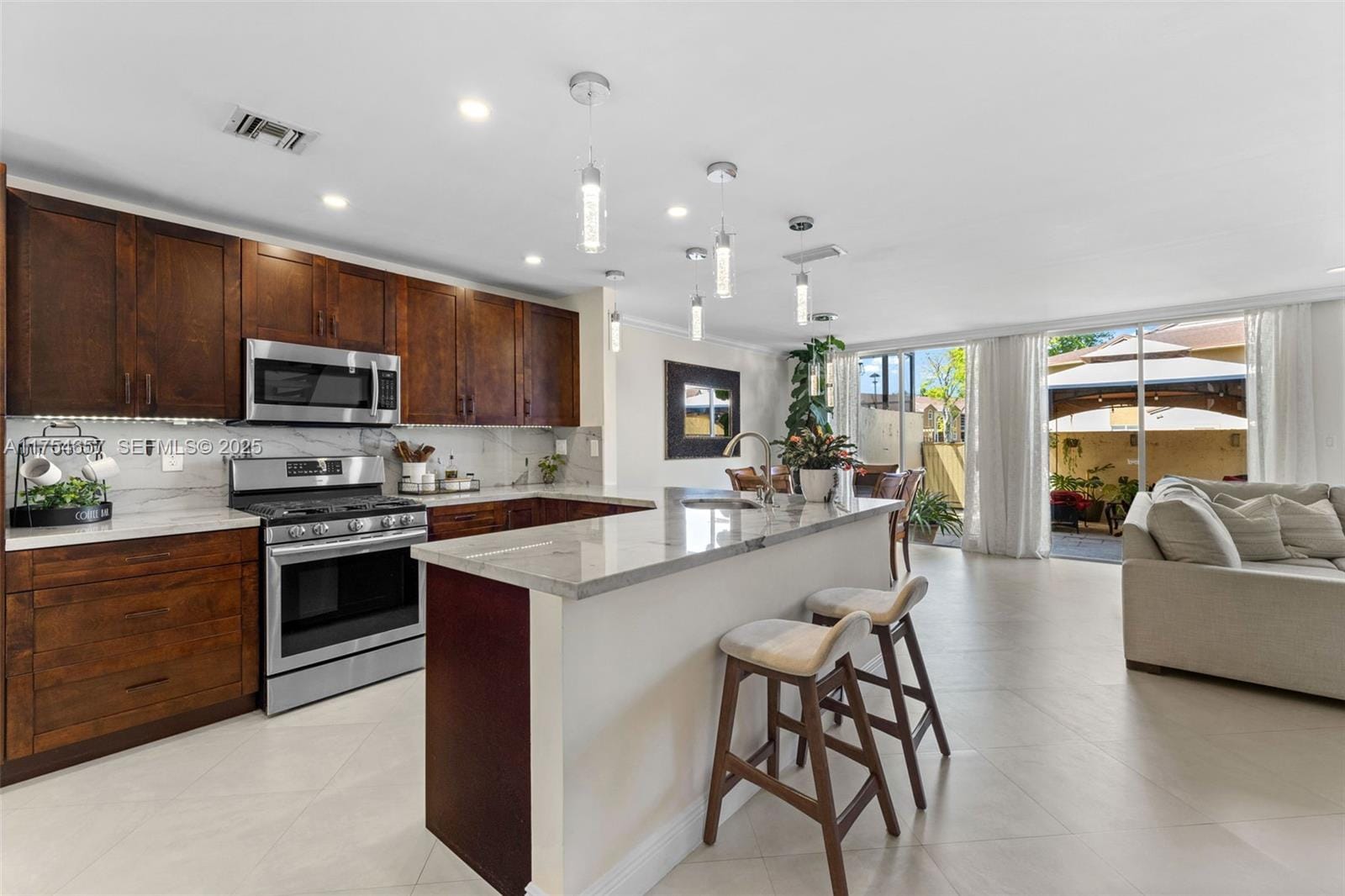 10271 NW 46th Street 10271, Doral, FL 33178 photo 2