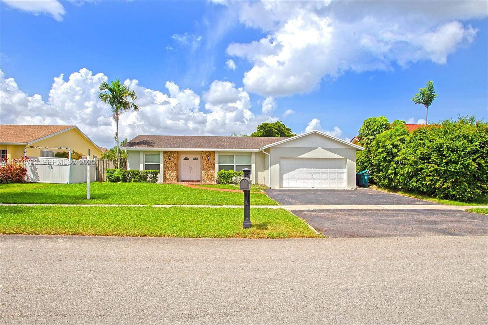3 bedroom home for sale at 5031 87th, Cooper City, FL 33328 — $715,000