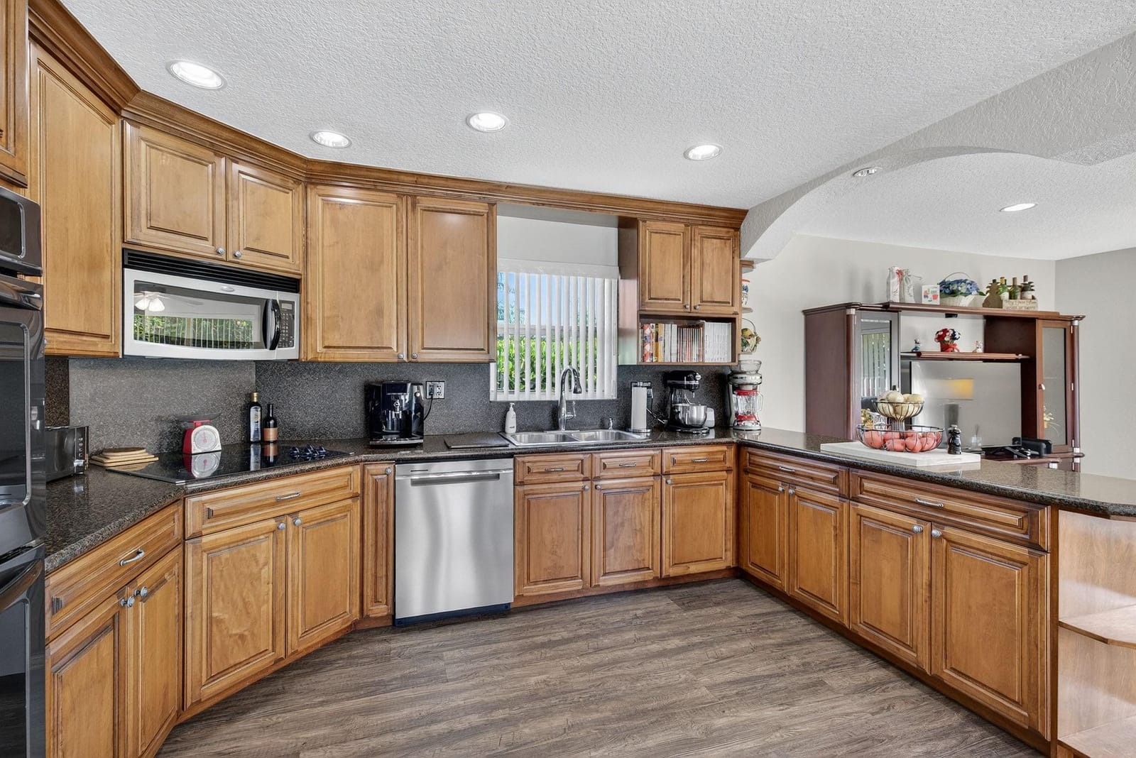 1733 NW 92 Way, Coral Springs, FL 33071 photo 20