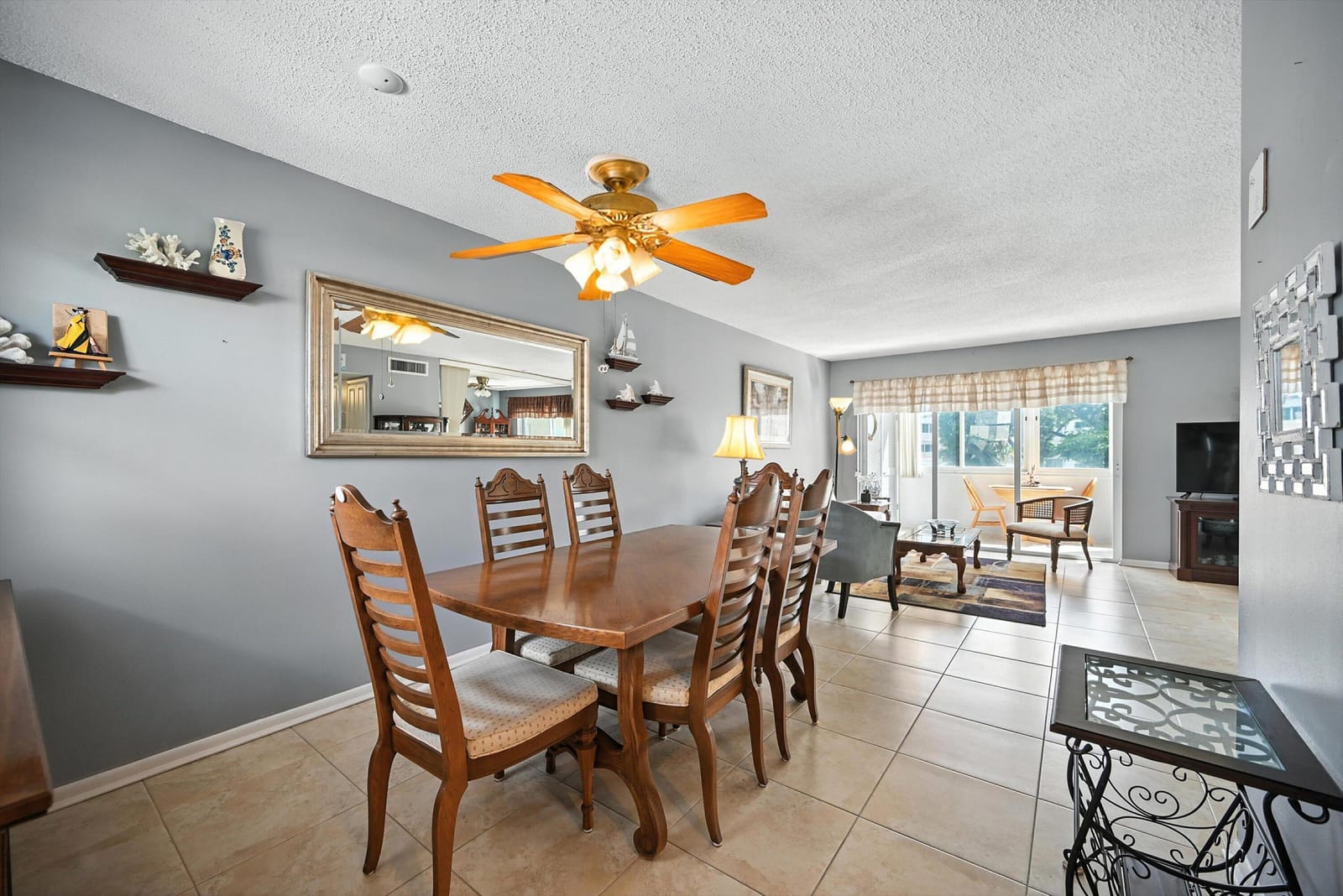 715 Lori Drive 210, Palm Springs, FL 33461