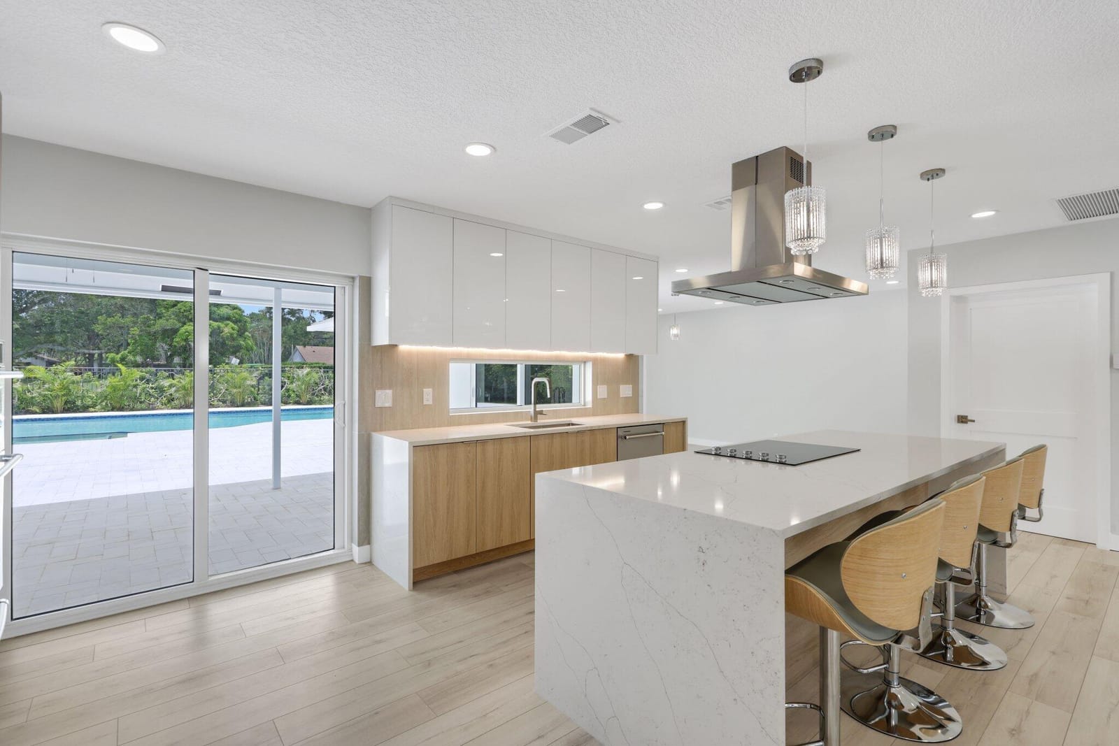 3384 Lakeview Drive, Delray Beach, FL 33445 photo 16