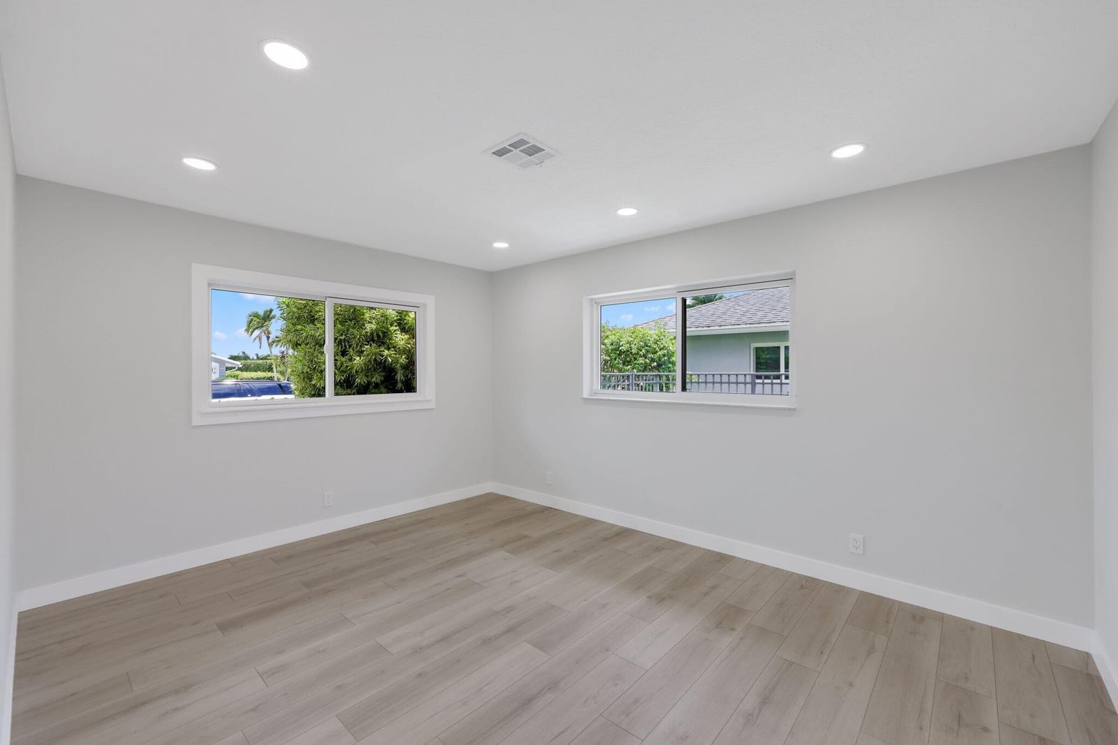 3384 Lakeview Drive, Delray Beach, FL 33445 photo 20