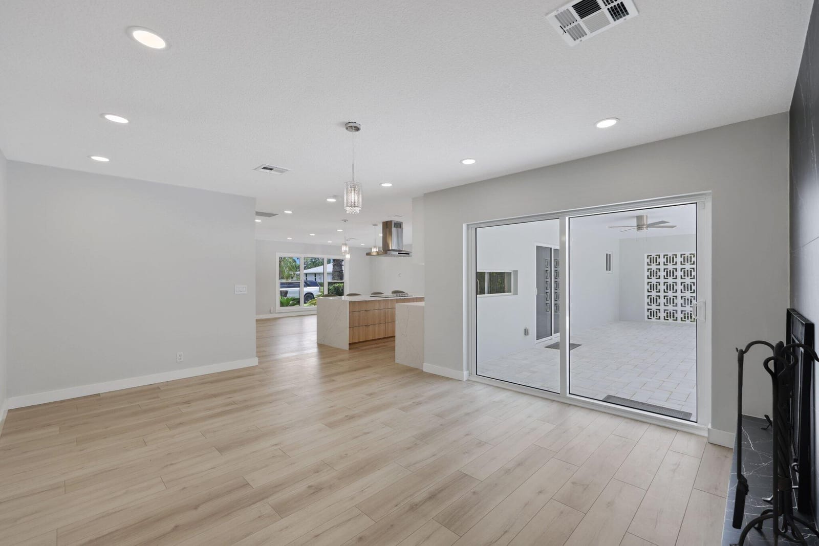 3384 Lakeview Drive, Delray Beach, FL 33445 photo 29