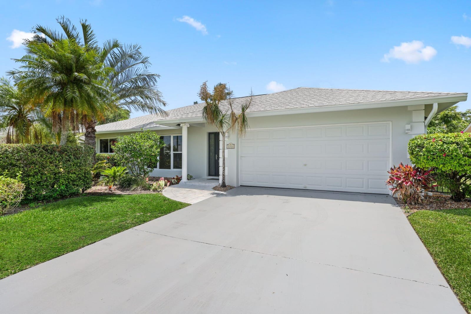 3384 Lakeview Drive — photo 5