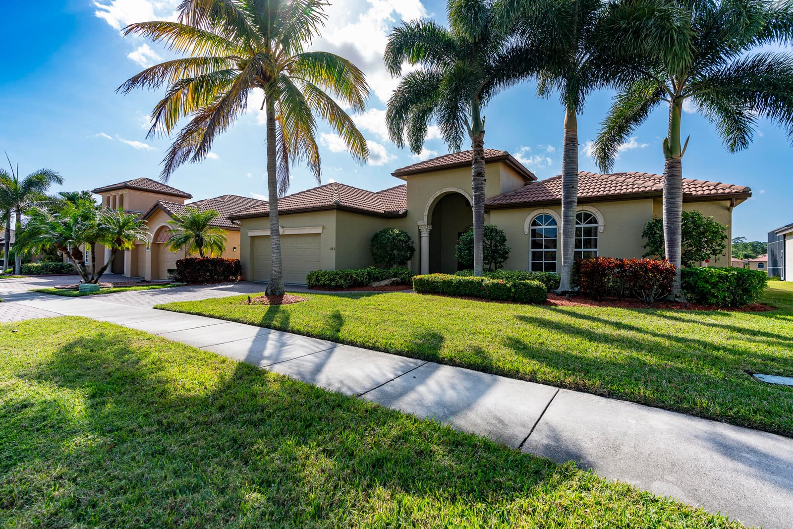 883 SW Grand Reserves Boulevard, Port St. Lucie, FL 34986