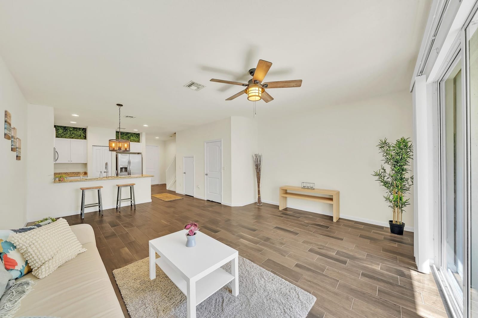 374 SE 1st Drive 374 — photo 12