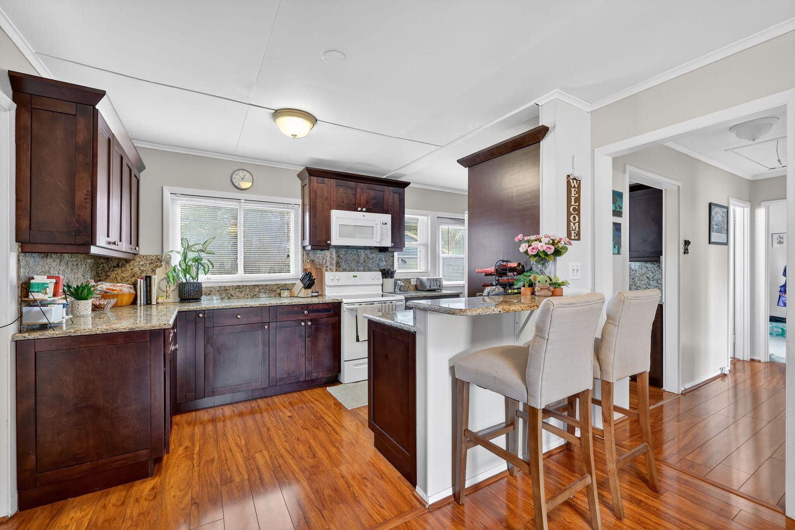 529 SE Madison Avenue — photo 9