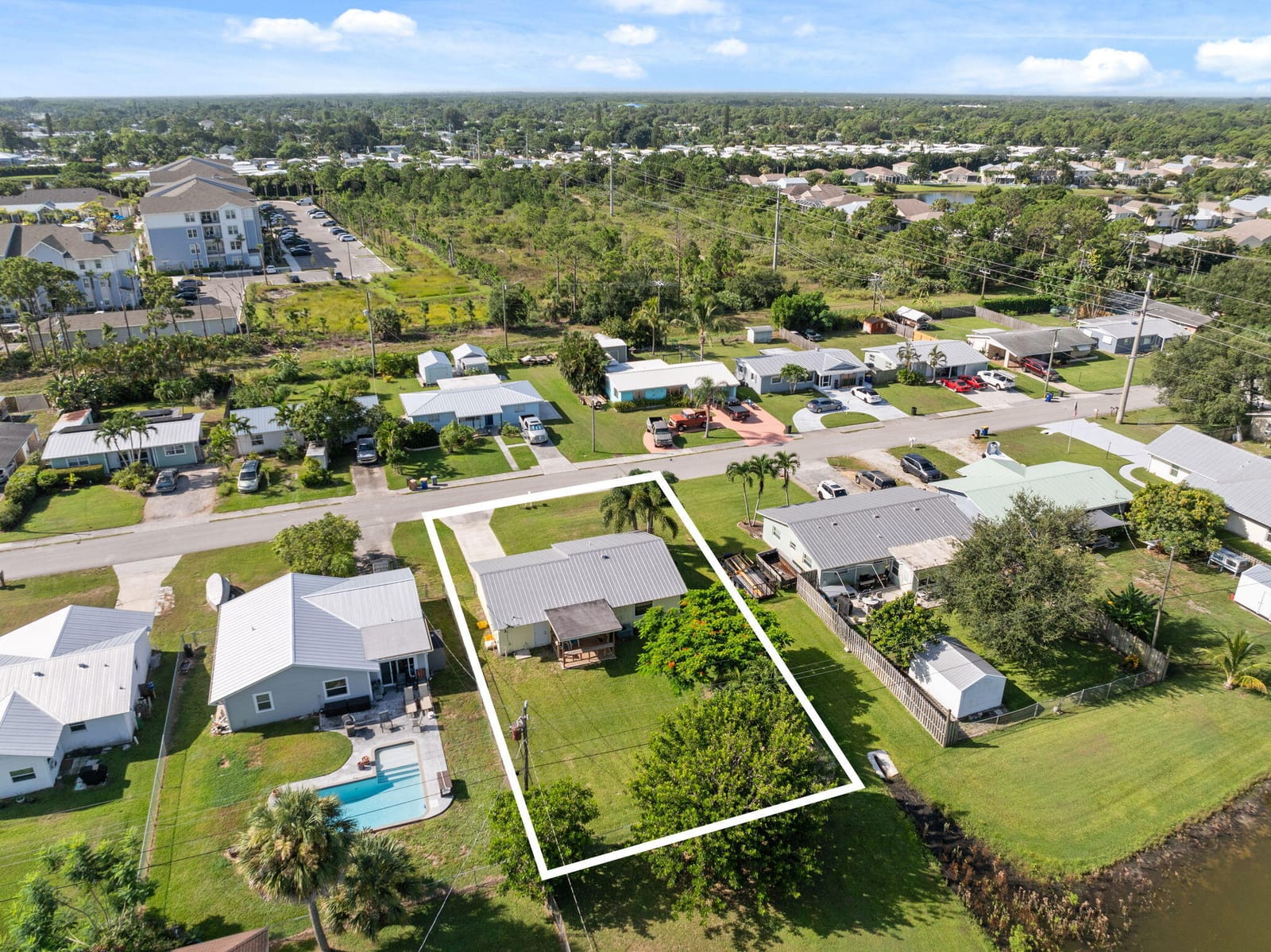 2577 SE Harrison Street, Stuart, FL 34997