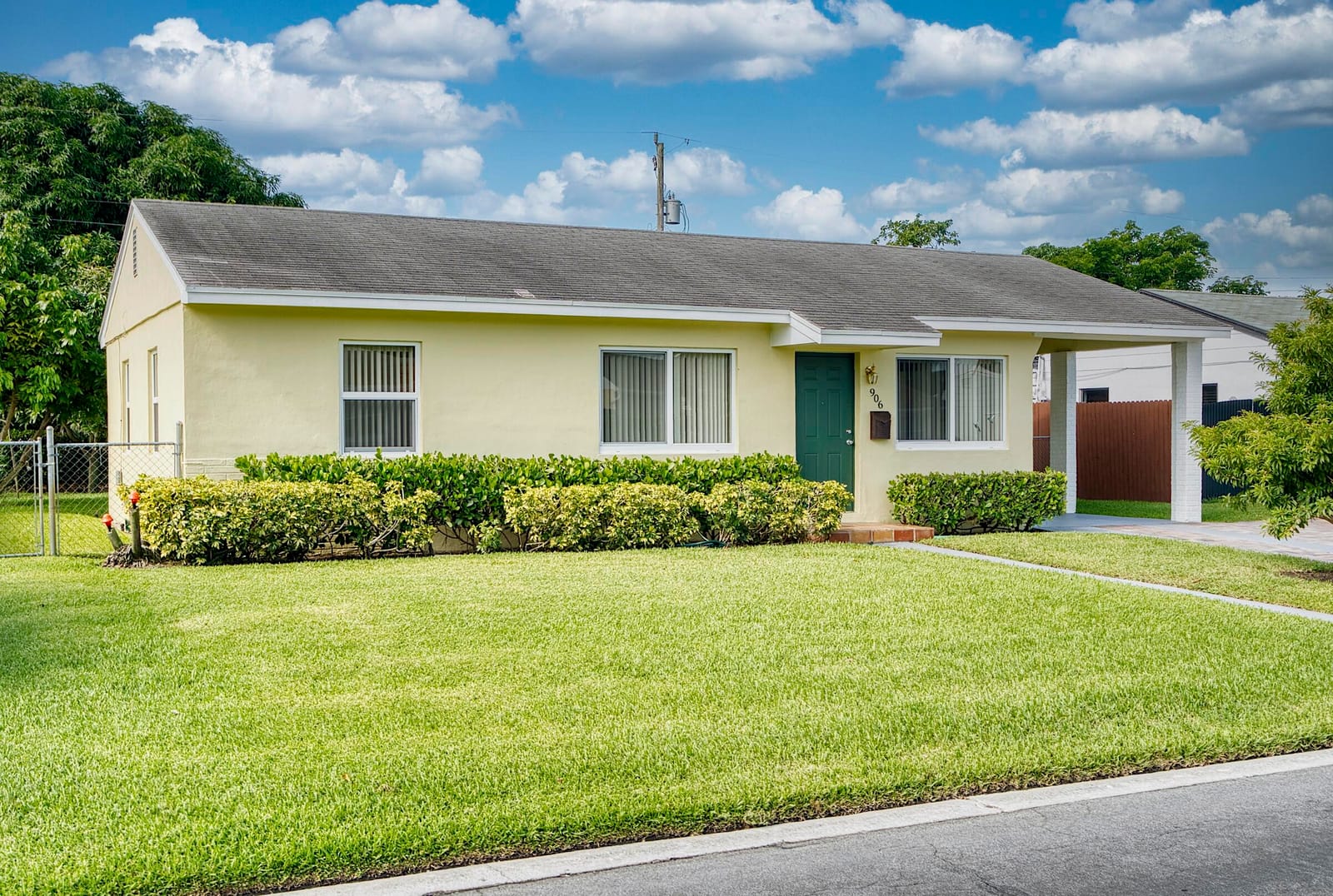 906 Lytle Street, West Palm Beach, FL 33405