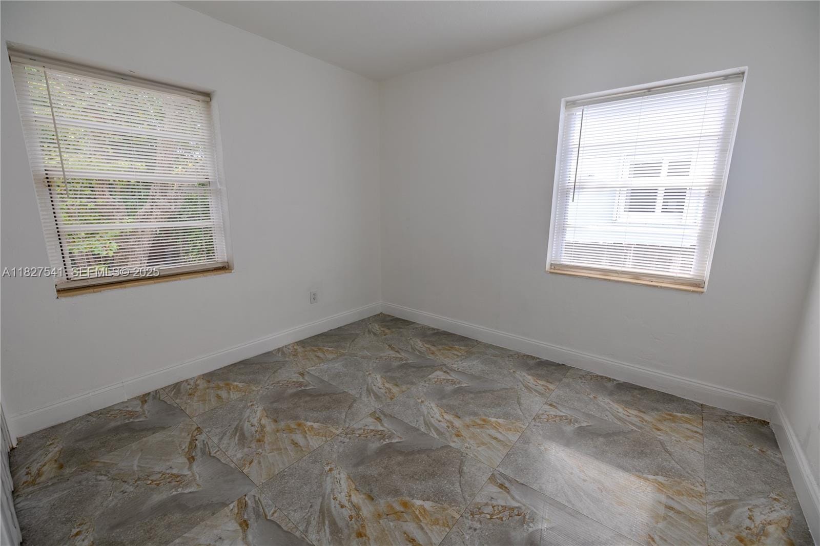 2125 SW 26th Street, Miami, FL 33133 photo 14