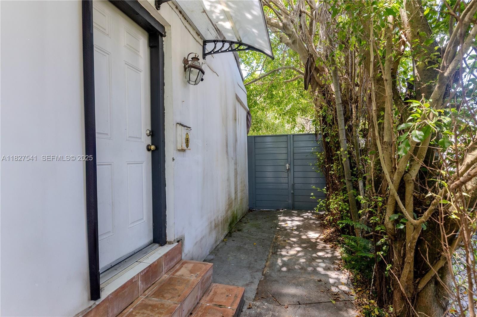 2125 SW 26th Street, Miami, FL 33133 photo 21