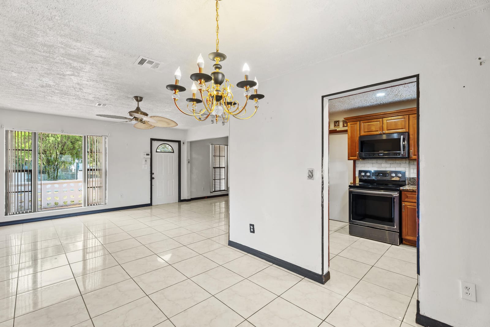 4021 NW 201st Street, Miami Gardens, FL 33055 photo 16