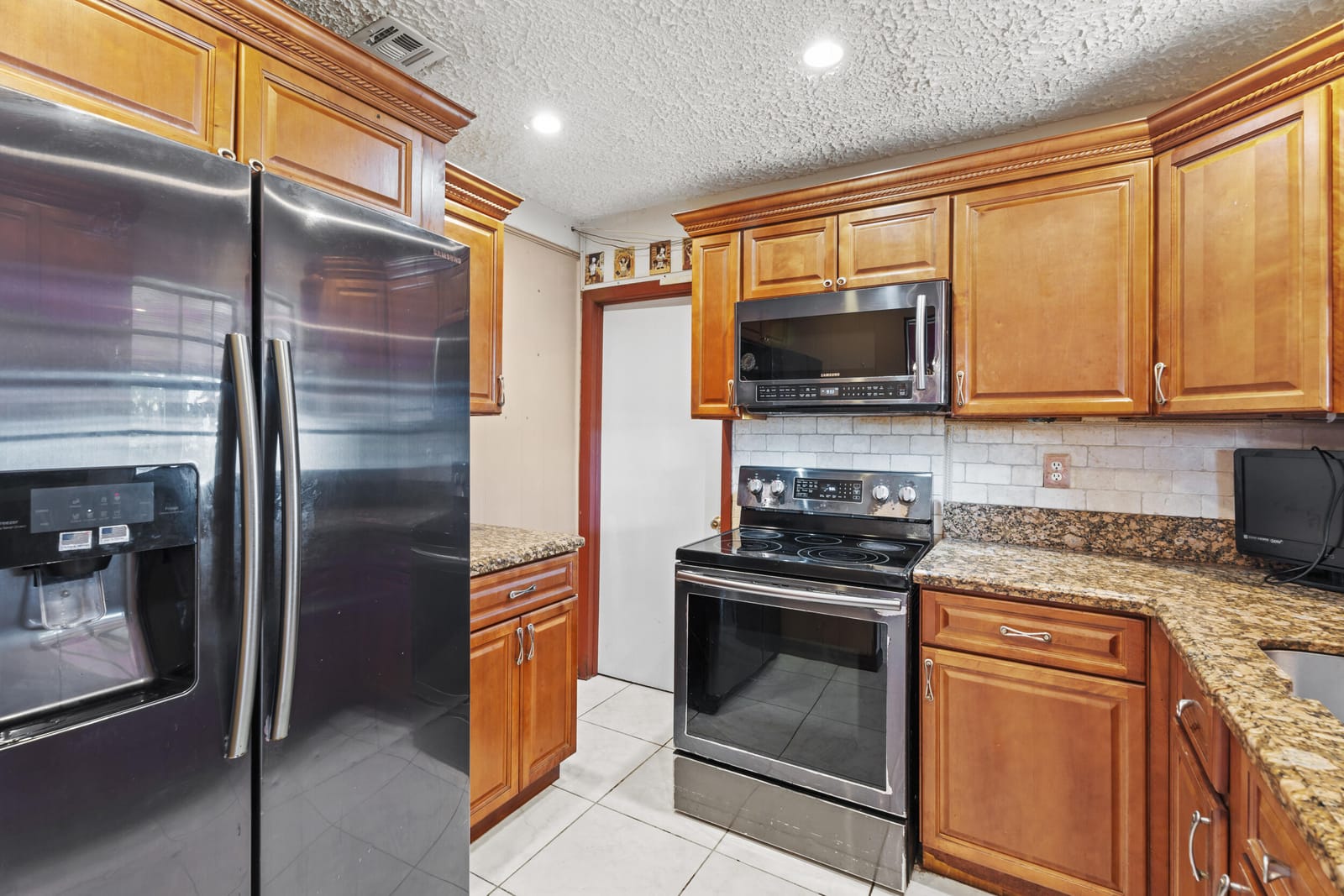4021 NW 201st Street, Miami Gardens, FL 33055 photo 17