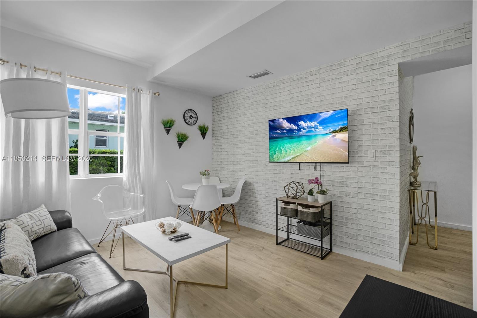 810 7th Street 107, Miami Beach, FL 33139, Miami Beach