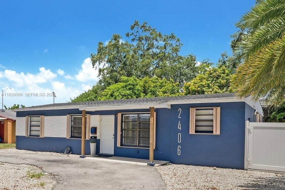 2406 N 28th Avenue, Hollywood, FL 33020, Hollywood