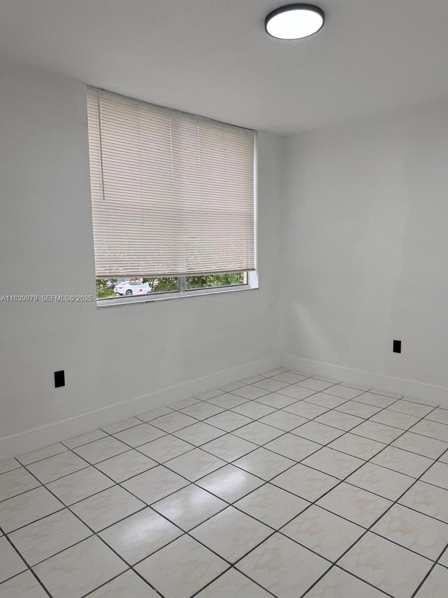 3860 W 11th Lane, Hialeah, FL 33012 photo 15