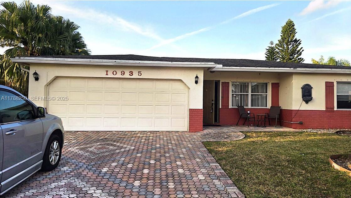 3 bedroom home for sale at 10935 Gable, Boca Raton, FL 33428 — $540,000