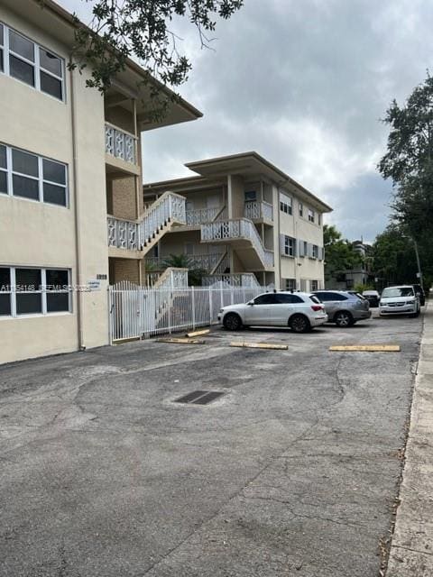1958 Monroe Street 208, Hampton Court, Hollywood, FL