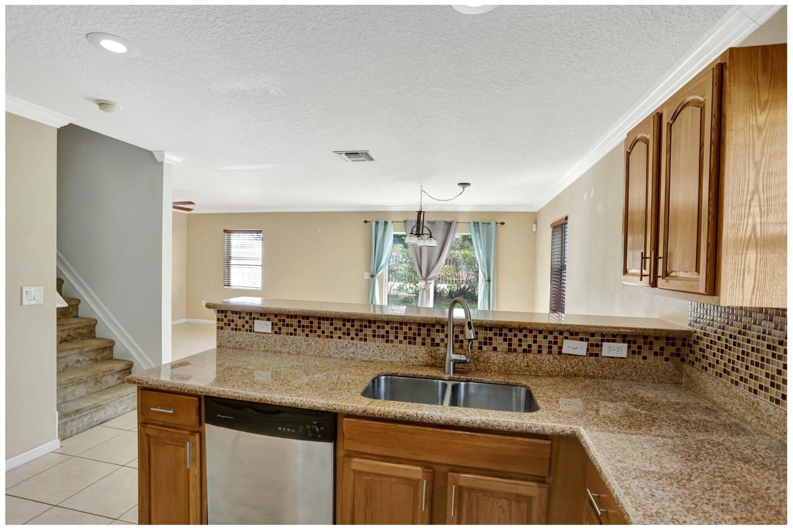 901 SW 15th Street — photo 6