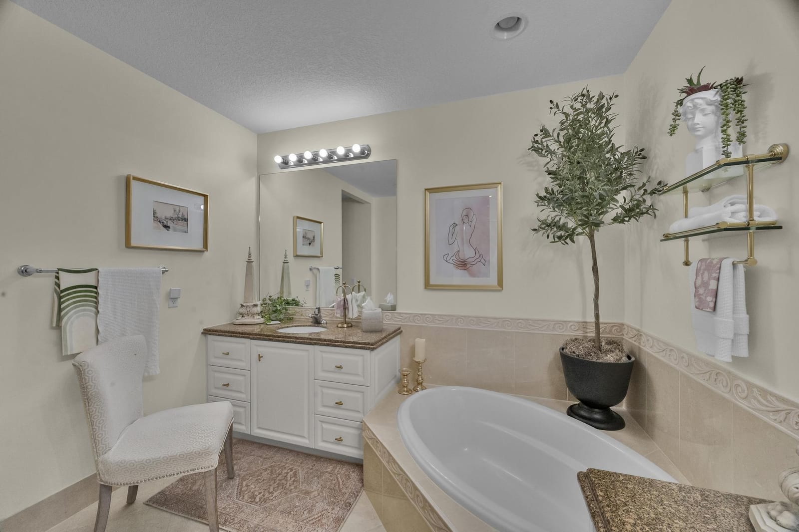 27 Harbour Isle Drive 106, Fort Pierce, FL 34949 photo 20