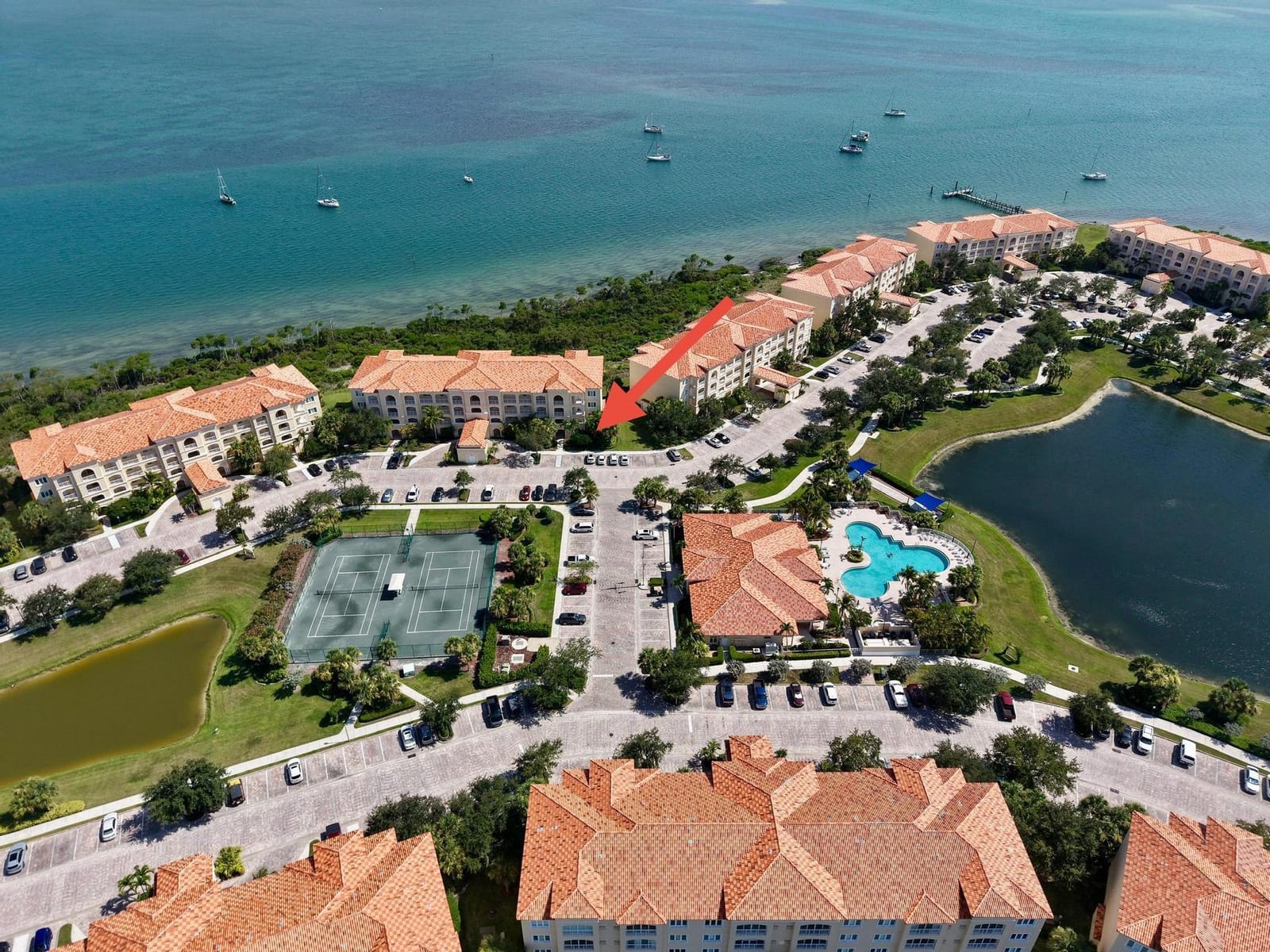 27 Harbour Isle Drive 106, Fort Pierce, FL 34949