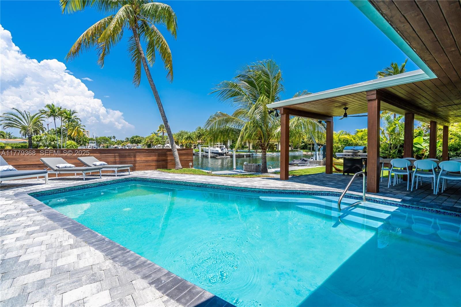 2243 Bayview Lane, North Miami, FL 33181 photo 11