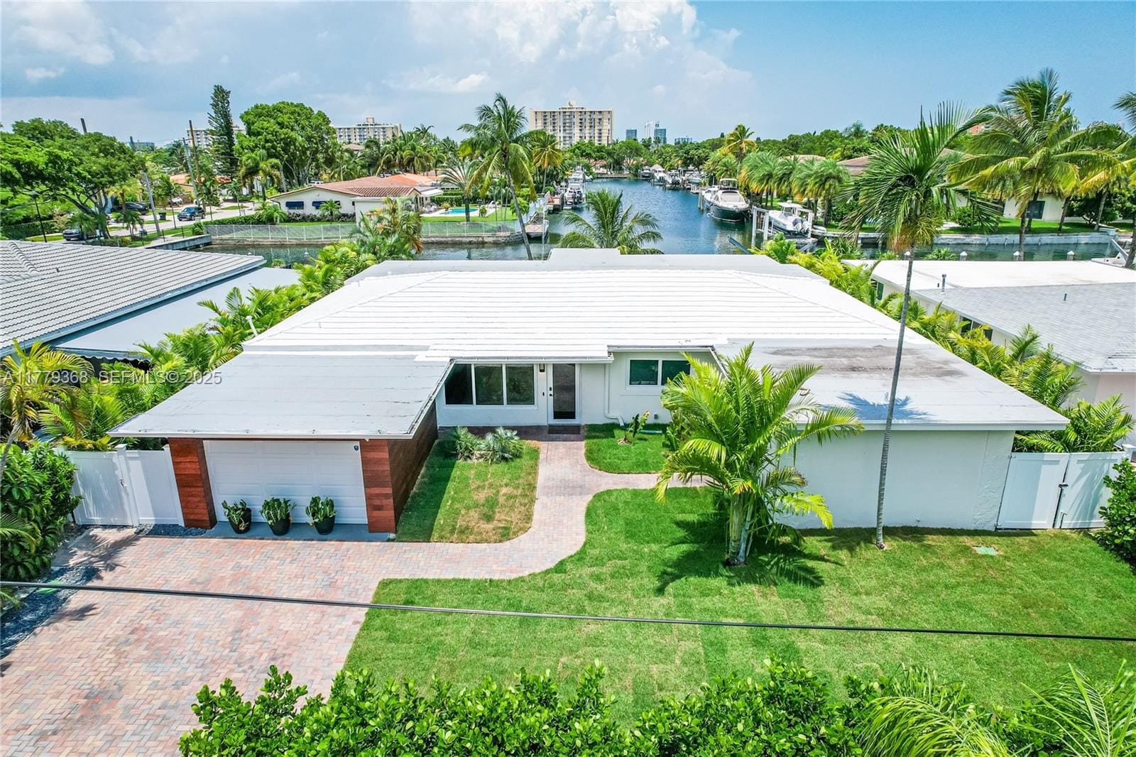 2243 Bayview Lane, North Miami, FL 33181 photo 20