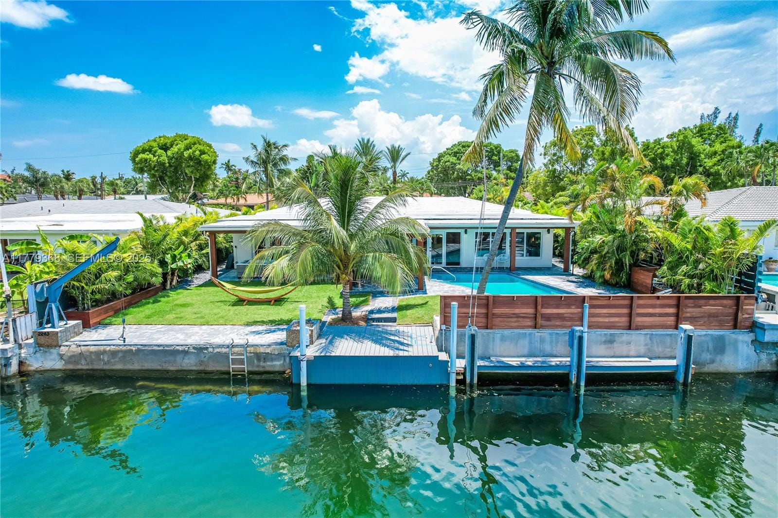 2243 Bayview Lane, North Miami, FL 33181 photo 3