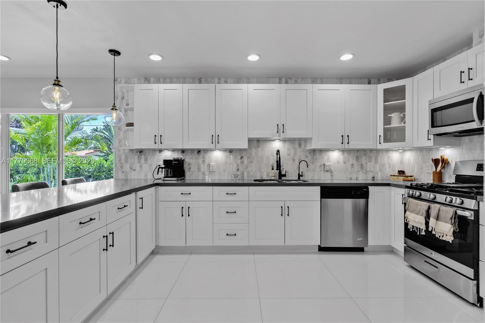 2243 Bayview Lane, North Miami, FL 33181 photo 25