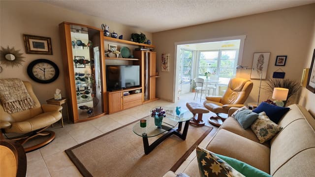 5621 SW 2nd Court 204, Margate, FL 33068
