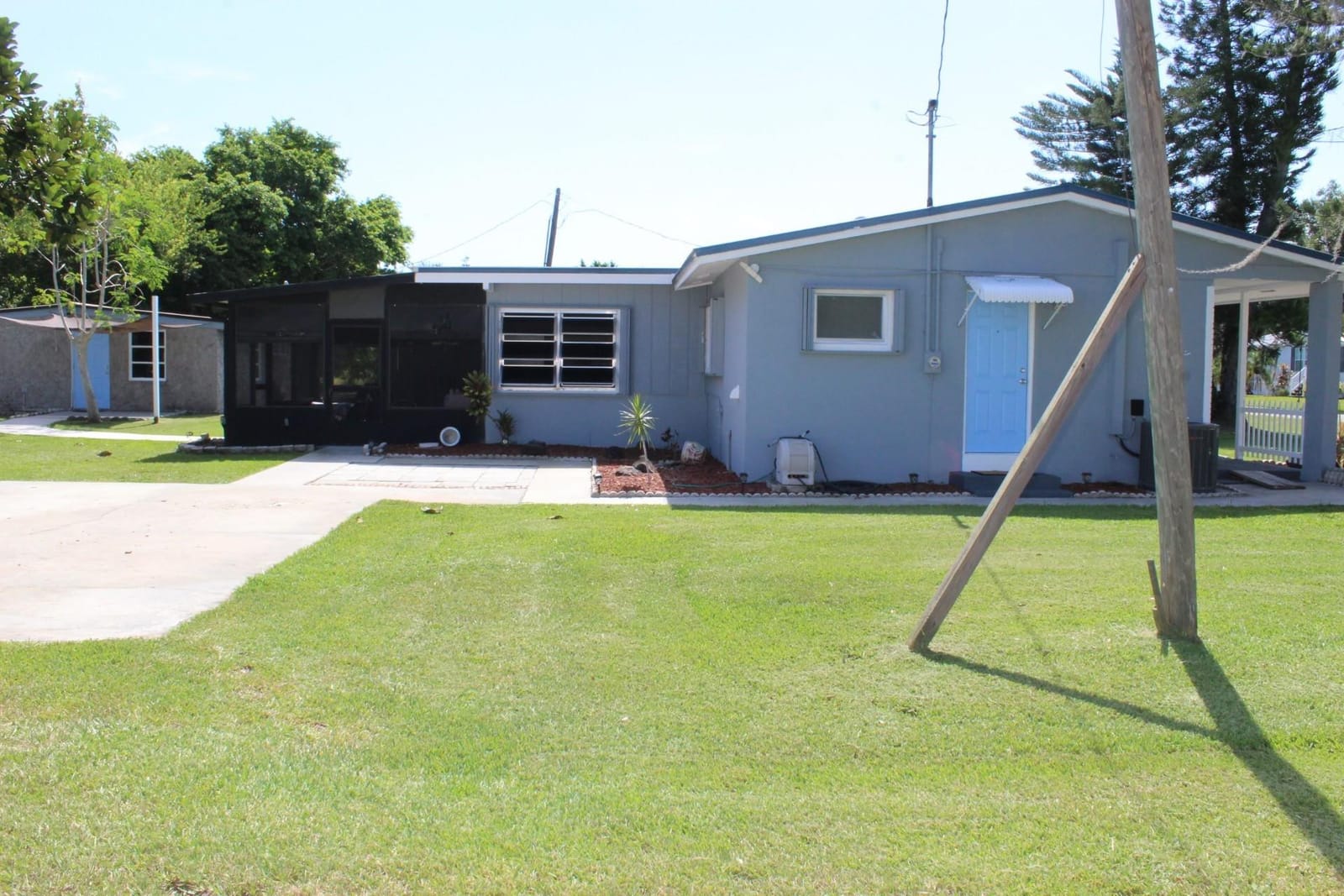 3007 SE 34th Court — photo 4