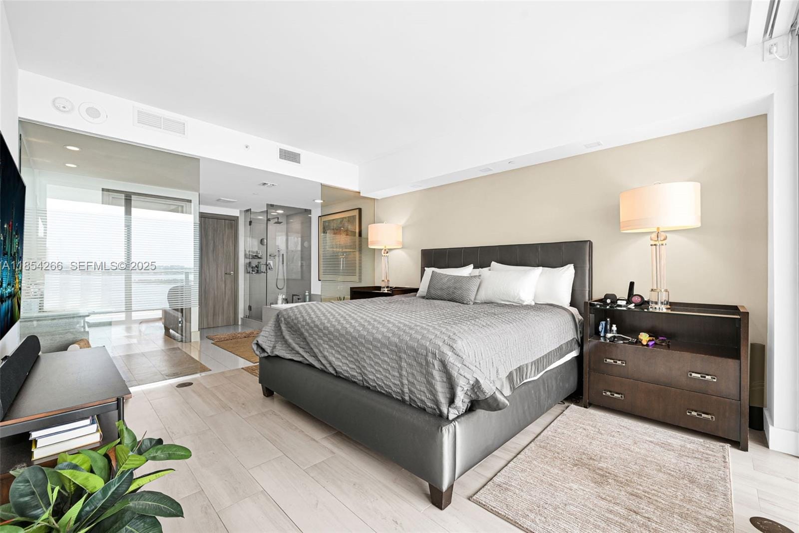 650 NE 32nd Street 2201, Miami, FL 33137 photo 13