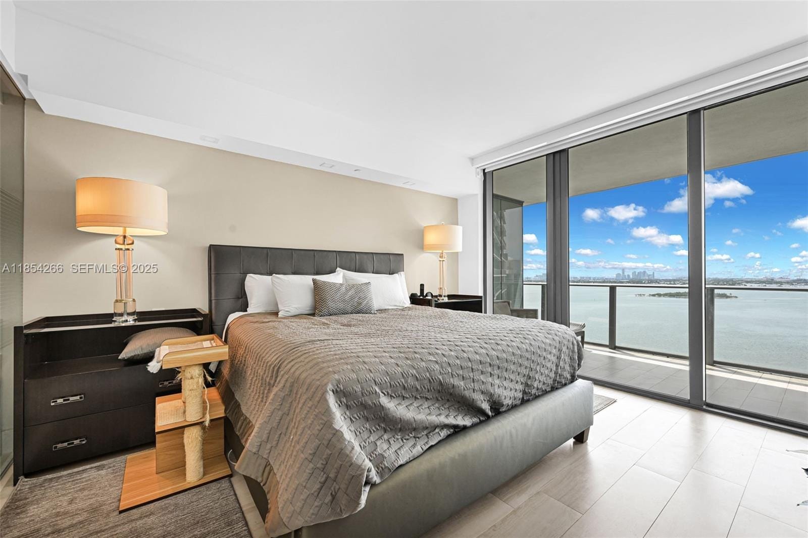 650 NE 32nd Street 2201, Miami, FL 33137 photo 14