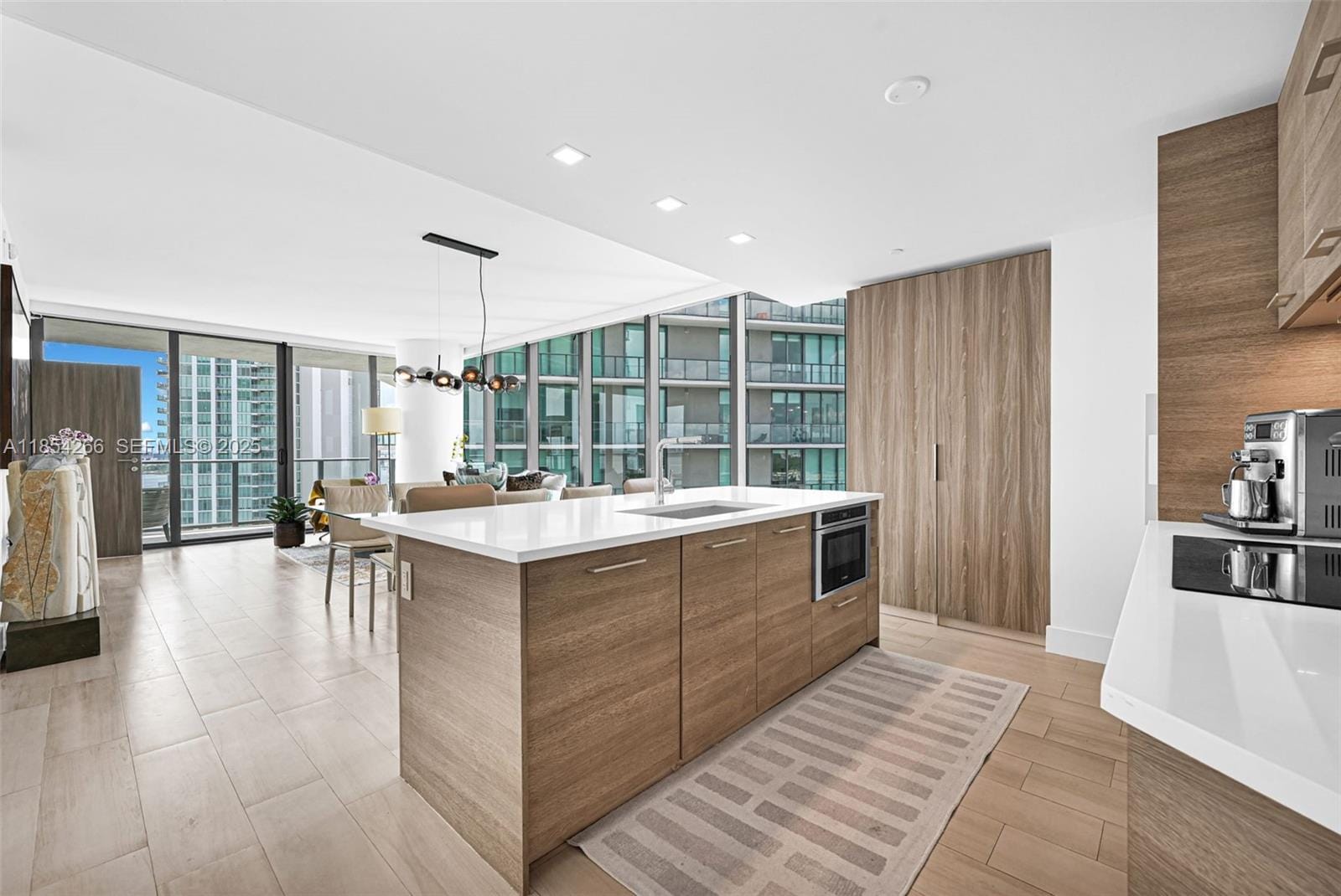 650 NE 32nd Street 2201, Miami, FL 33137 photo 3