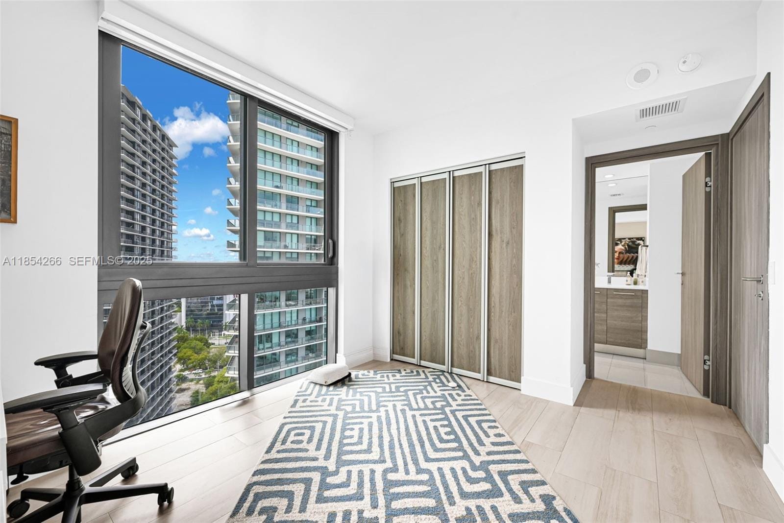 650 NE 32nd Street 2201, Miami, FL 33137 photo 21