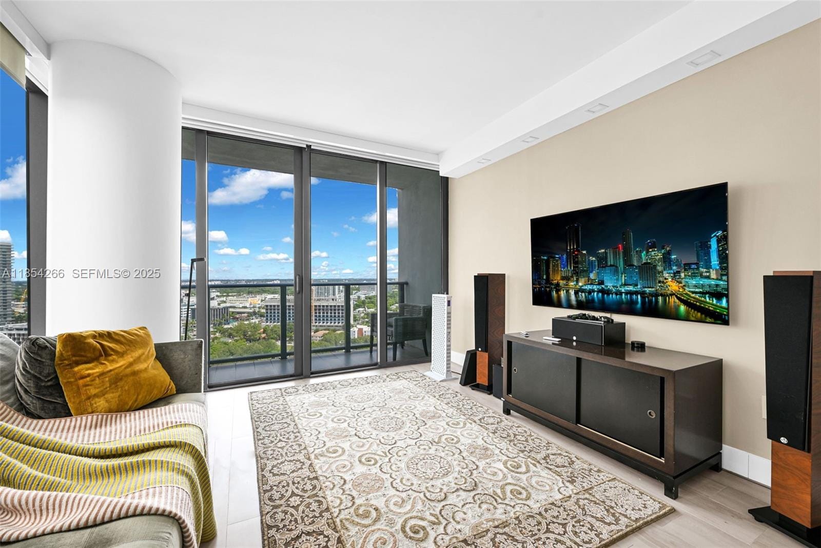 650 NE 32nd Street 2201, Miami, FL 33137 photo 25
