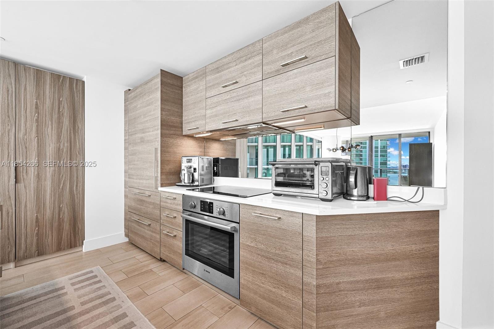 650 NE 32nd Street 2201, Miami, FL 33137 photo 8