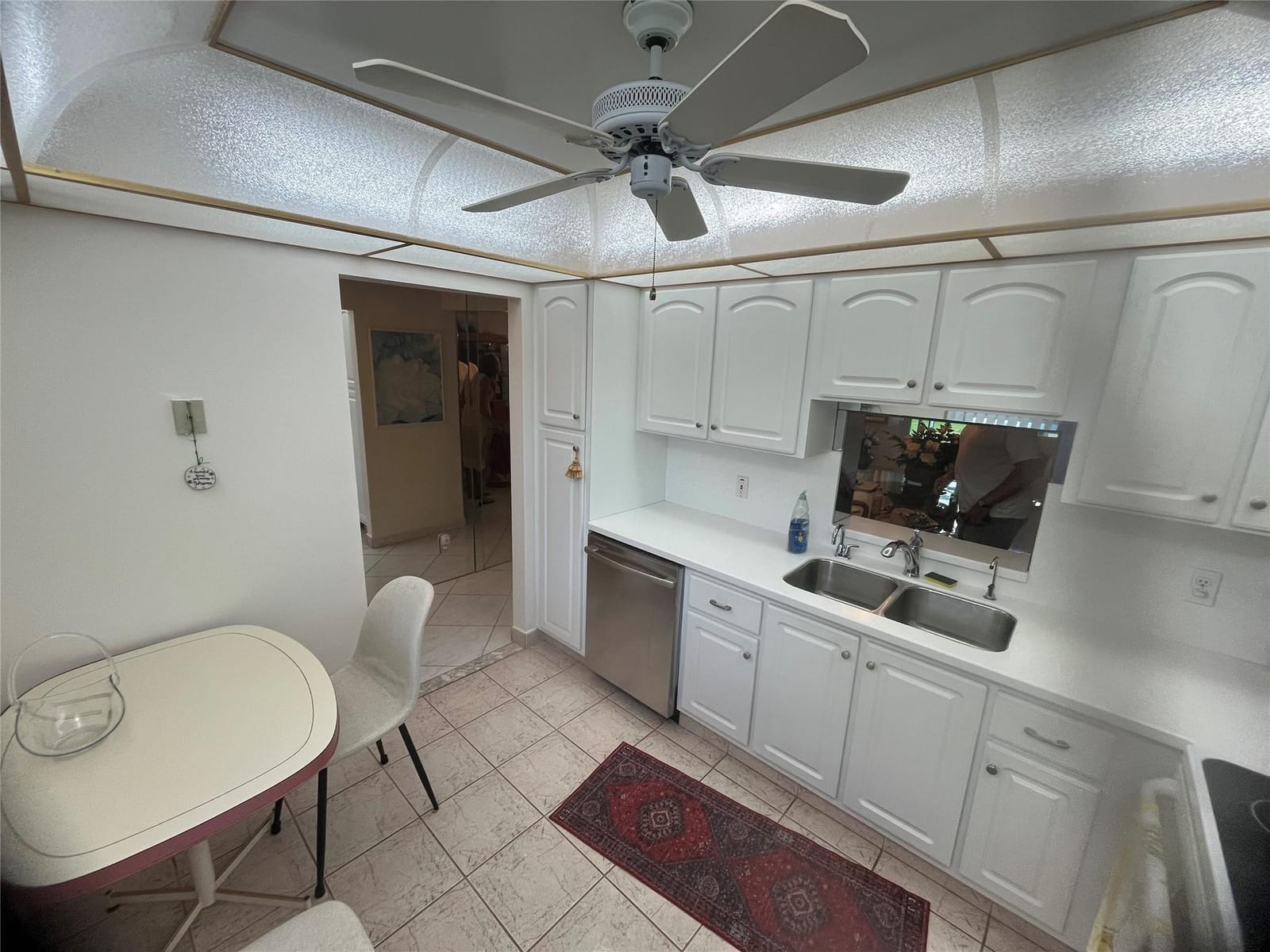 190 SE 5th Avenue 103 — photo 4