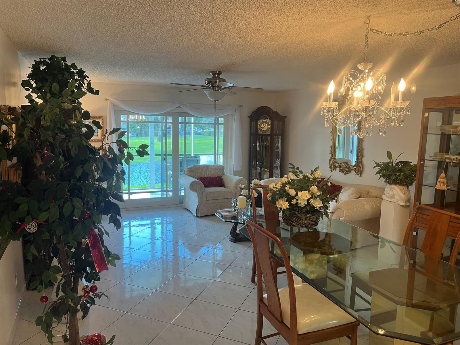 190 SE 5th Avenue 103 — photo 8