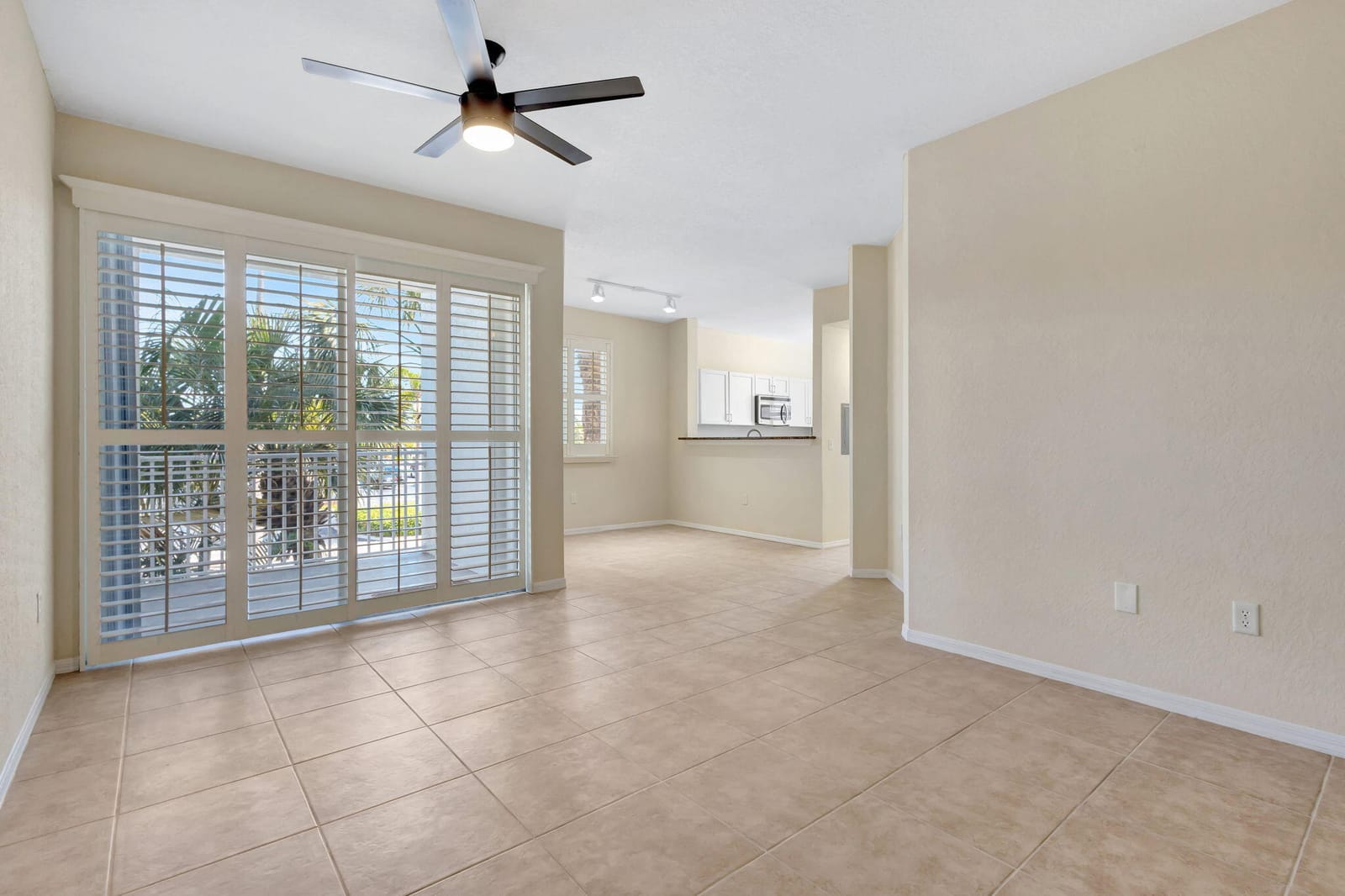 11039 Legacy Boulevard 203, Palm Beach Gardens, FL 33410