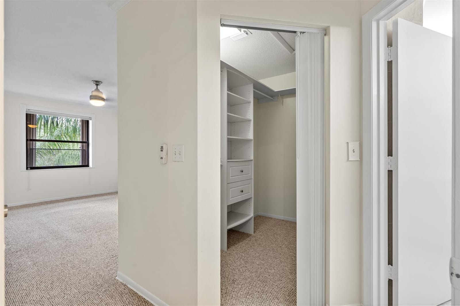 4250 NW 30th Street 358 — photo 9