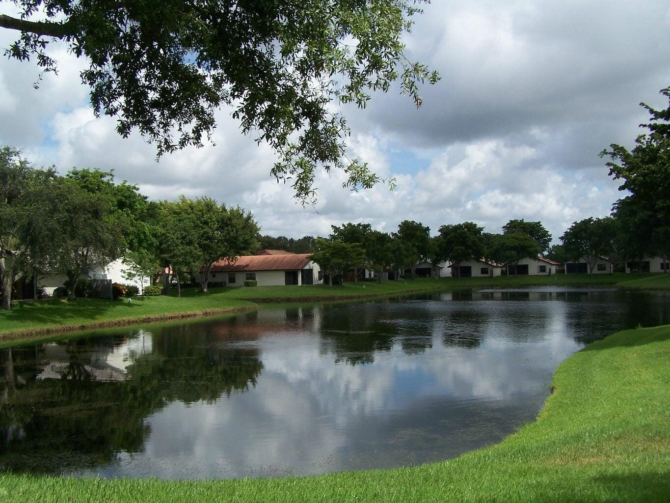 4951 Boxwood Circle, Boynton Beach, FL 33436