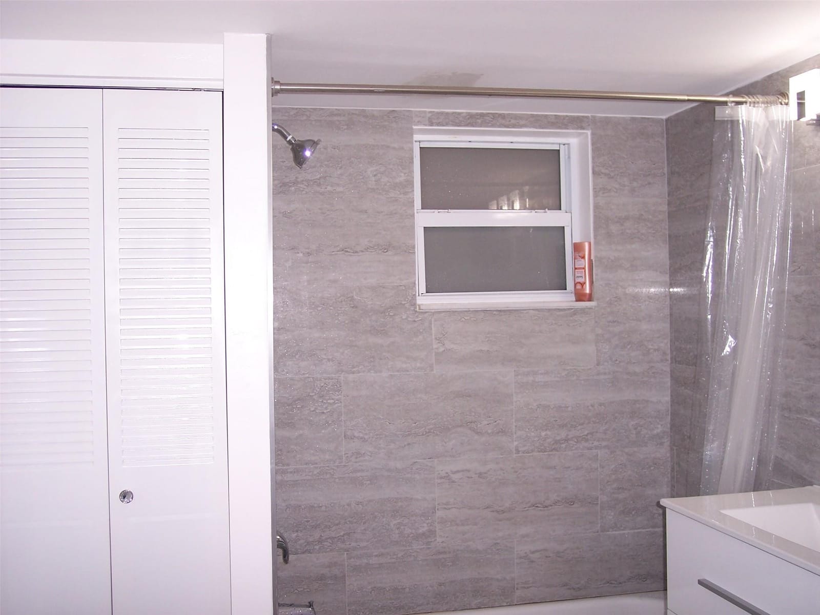 600 NE 2nd Street 208 — photo 8