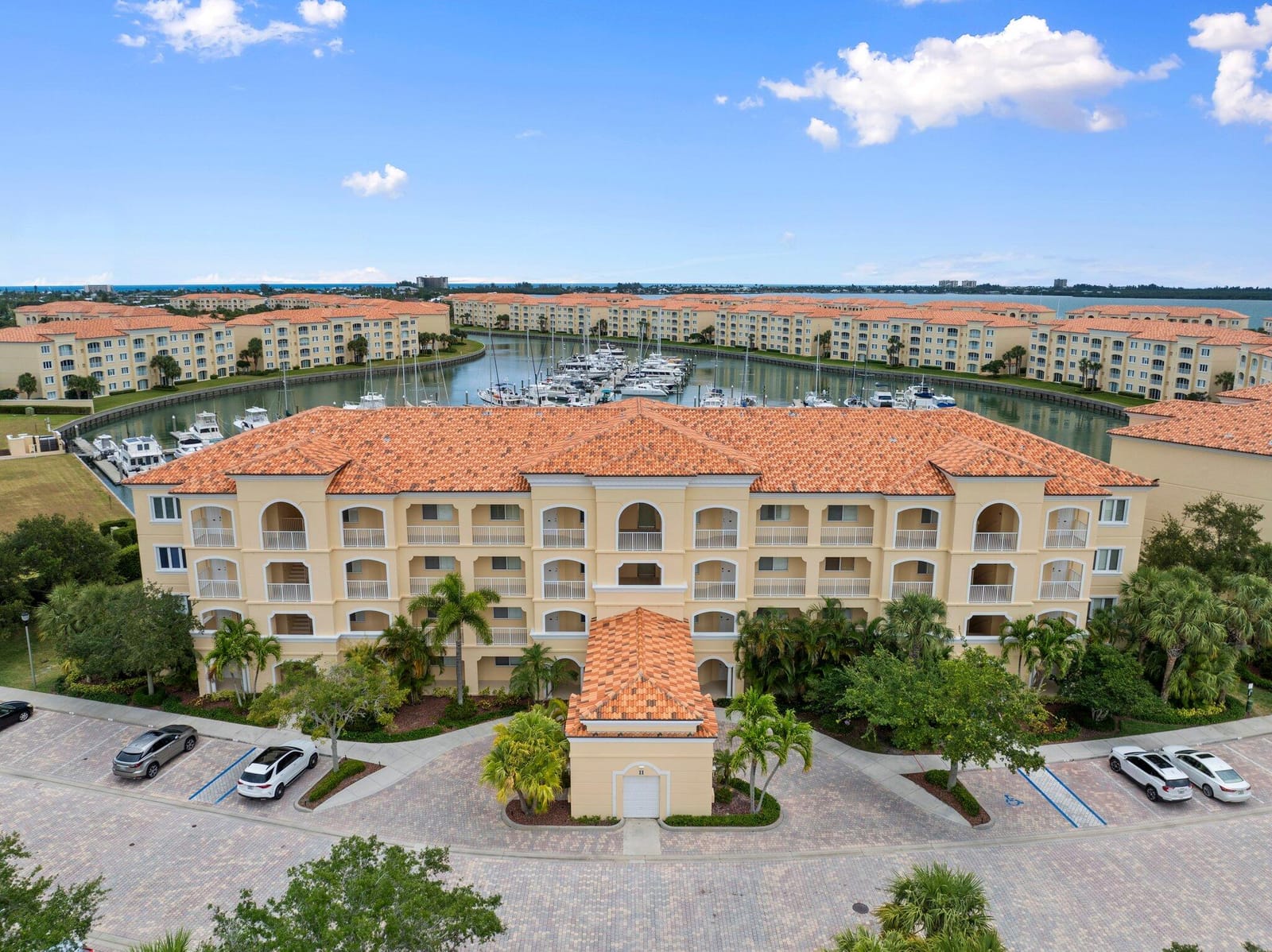 11 Harbour Isle Drive W 106, Fort Pierce, FL 34949