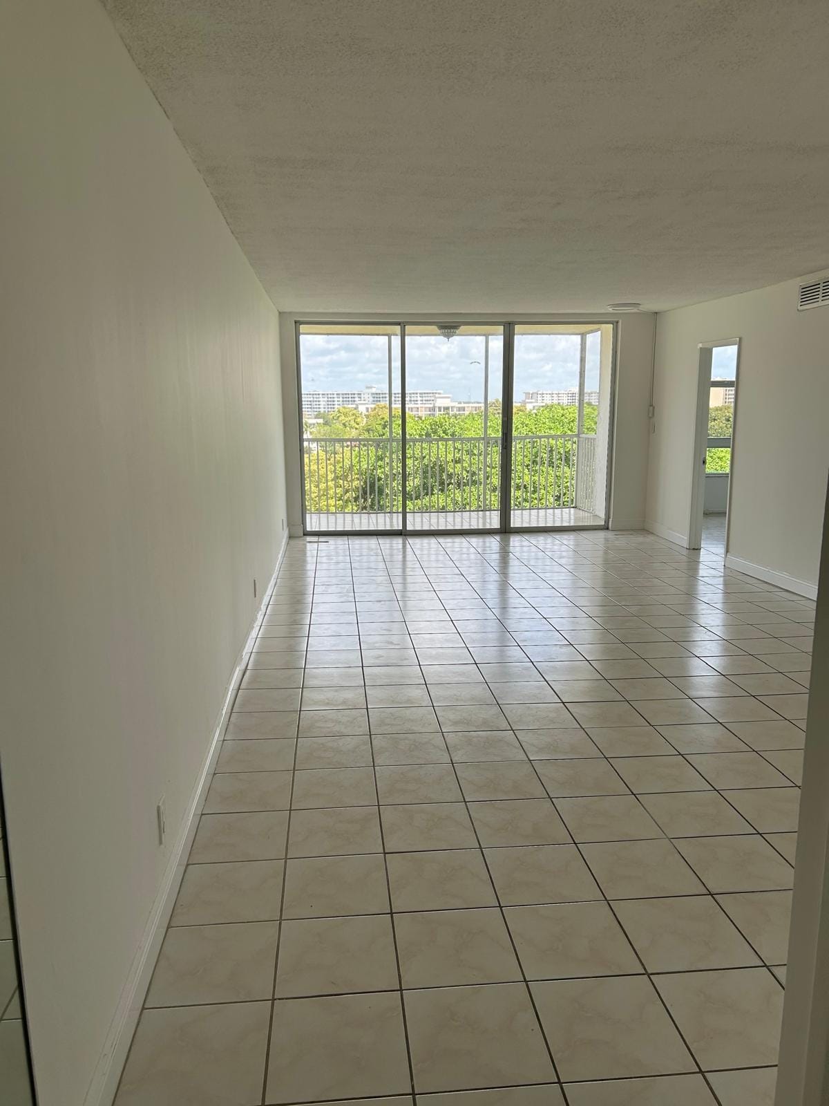 2661 S Course Drive 703 — photo 10